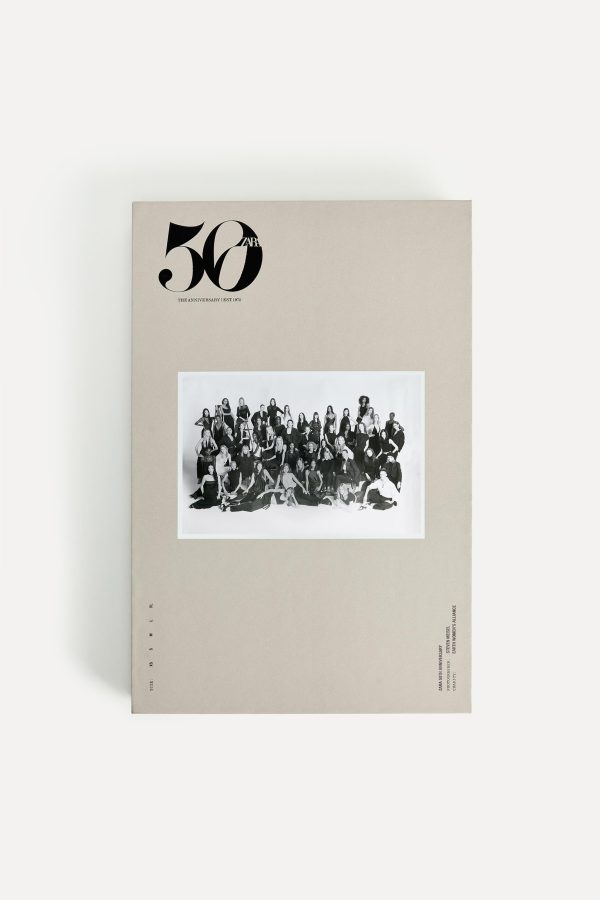 STEVEN MEISEL FOTOĞRAFLI T-SHIRT 50TH ANNIVERSARY - از برند زارا