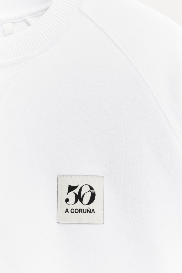 50. YIL DÖNÜÜ YAMALI CREW YAKA SWEATSHIRT - از برند زارا