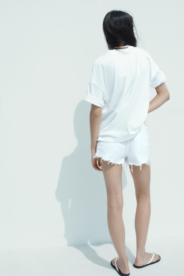 OVERSIZE YAZILI T-SHIRT - از برند زارا
