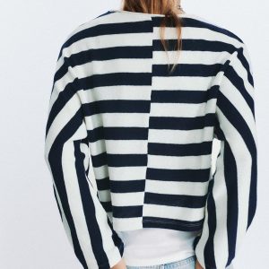 بلوز یقه گرد آستین بلند گشاد پنبه‌ای از برند زارا (زنانه)