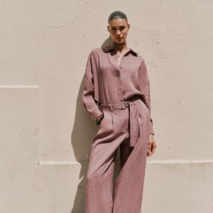 KEMERLİ GENİŞ DÖKÜMLÜ PANTOLON - از برند زارا
