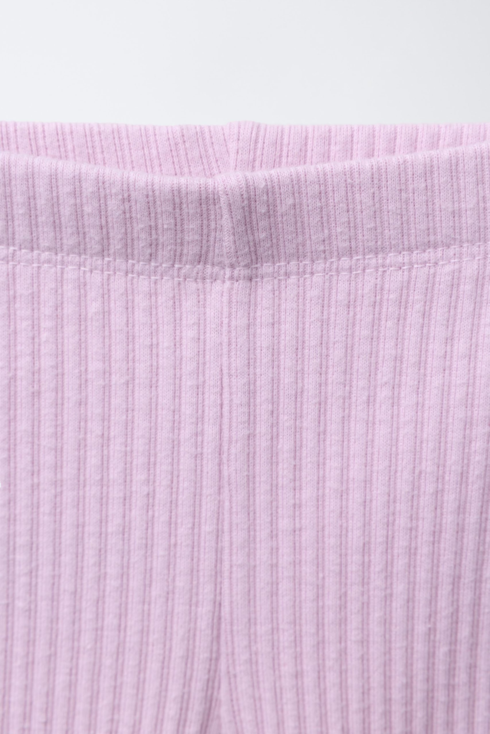 ست سویشرت با کلاهدار و شلوار جین فیتیلی - برند زارا (بچه گانه)