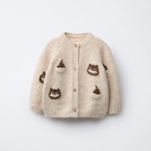 کاردیگان بافتنی دکمه‌دار گلدوزی شده از برند زارا (بچه گانه)