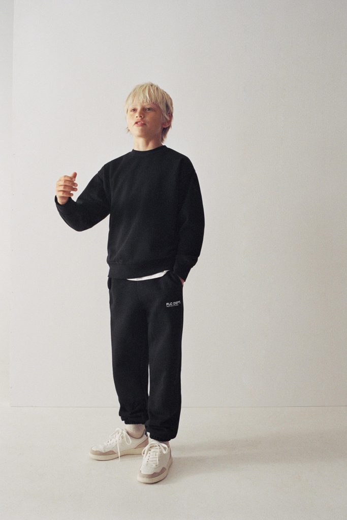 YAZILI TOTAL LOOK SWEATSHIRT VE JOGGER PANTOLON - از برند زارا