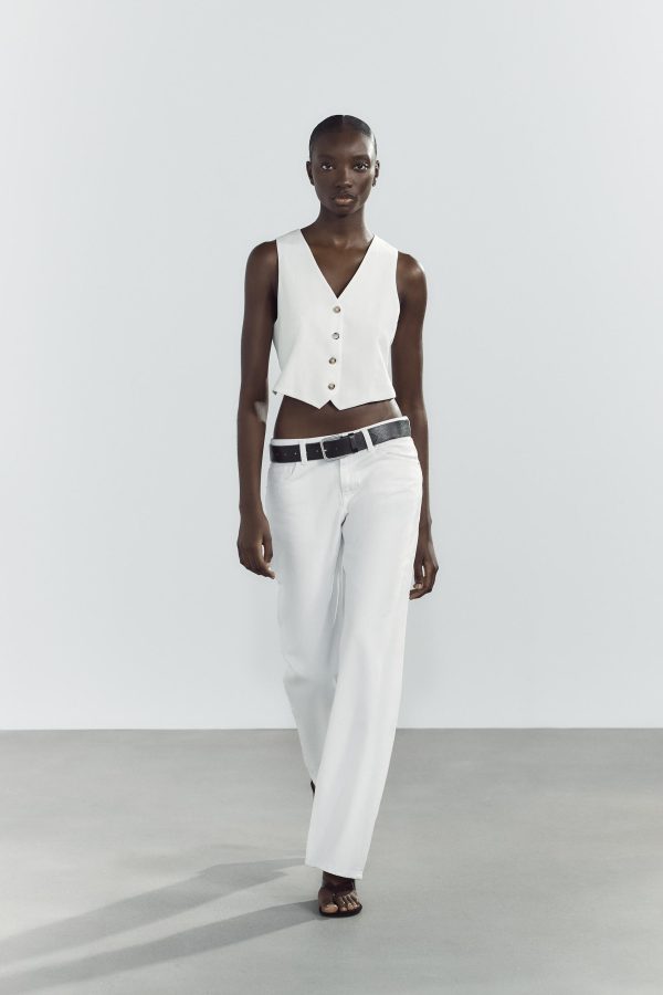 ARKASI CUT-OUT DETAYLI YELEK - از برند زارا