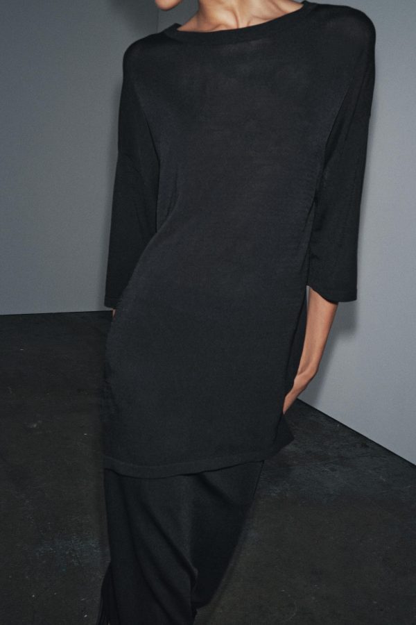DÜZ ÖRGÜ OVERSIZE TOP - از برند زارا