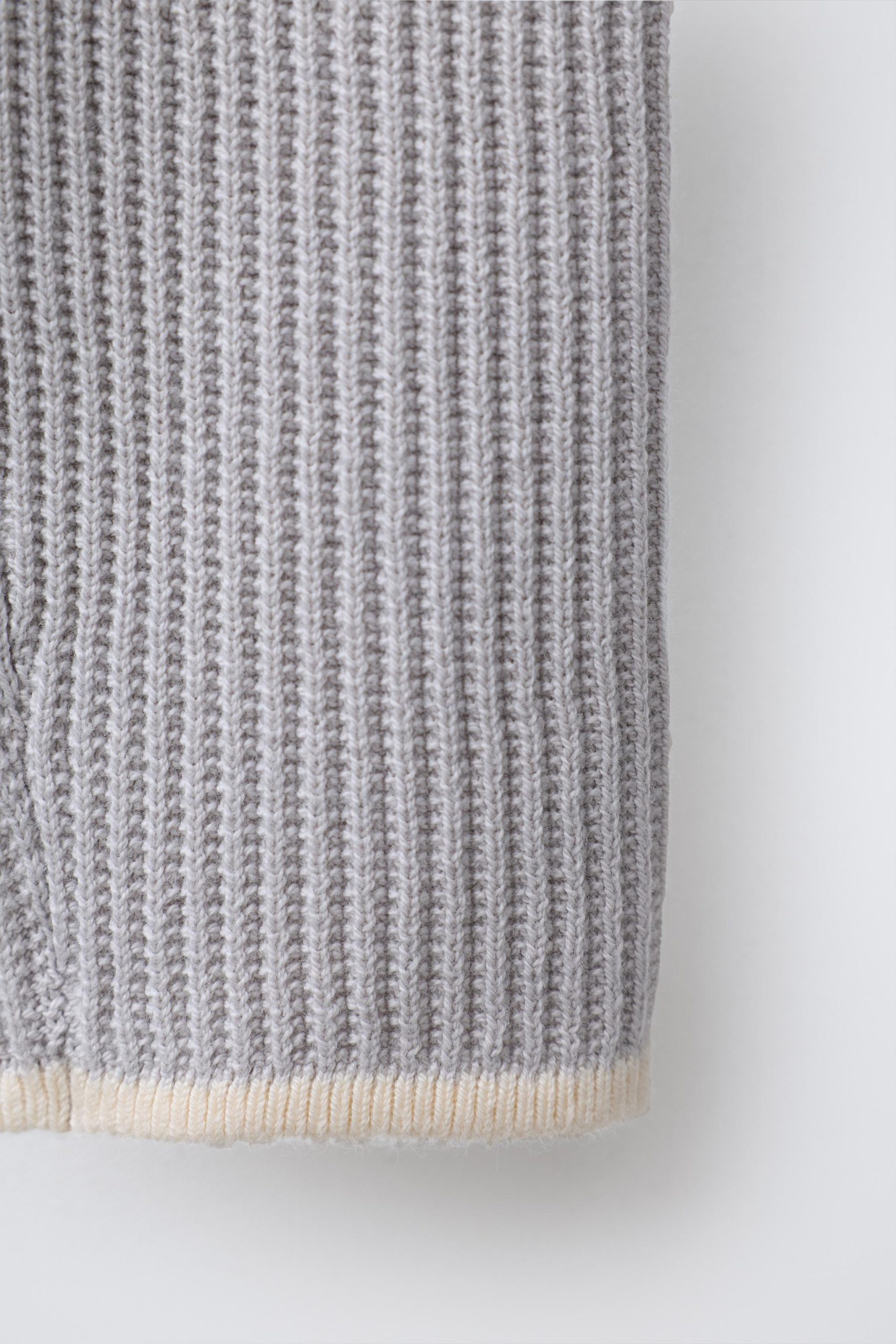 شلوار بلی الاستیک با نوار رنگی از برند زارا (بچه گانه)