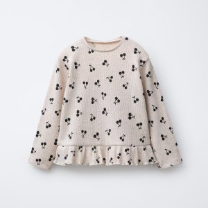 تی‌شرت آستین‌بلند یقه‌دار چاپی از برند زارا (بچه گانه)