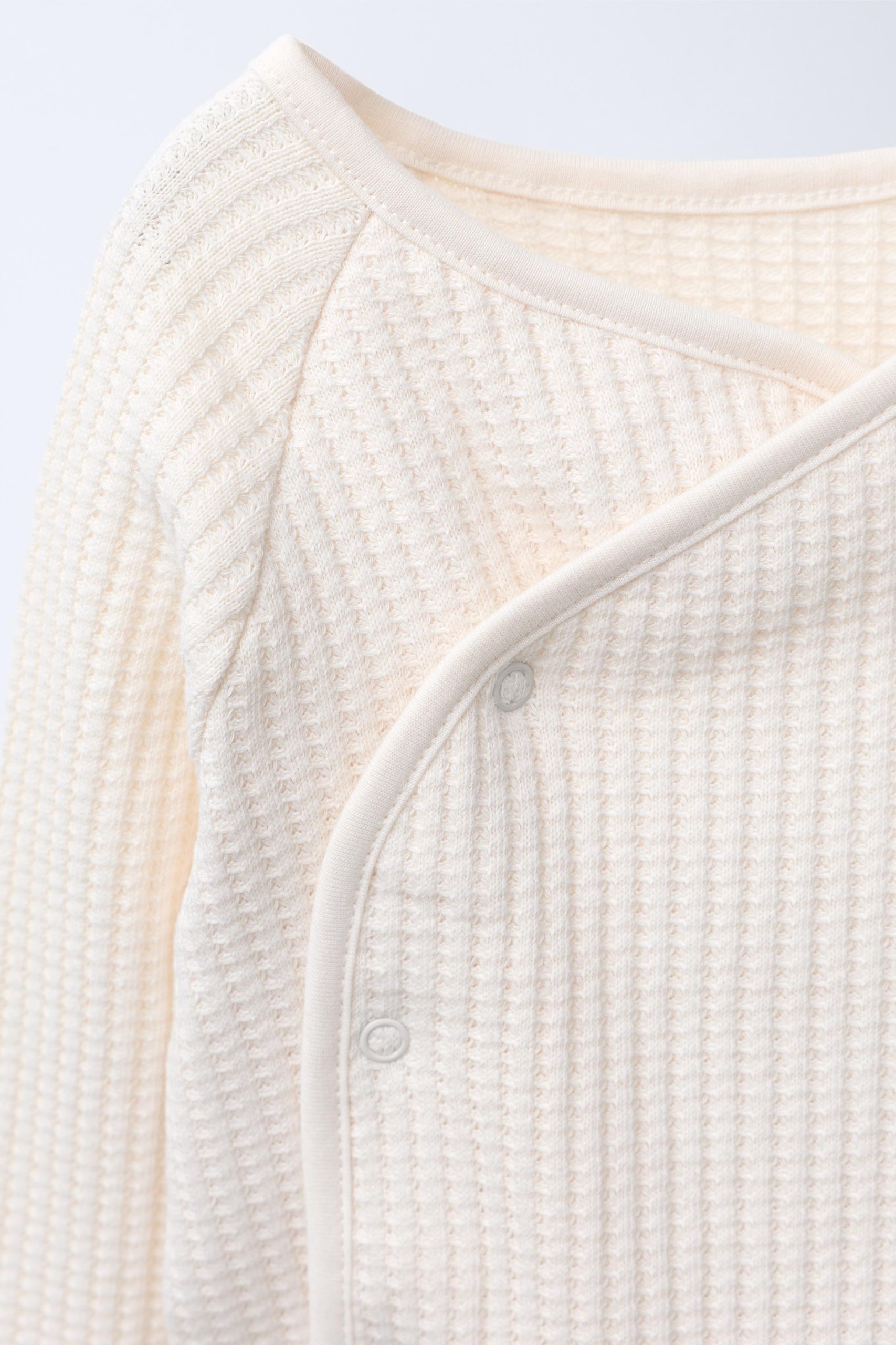 ست تیشرت و شلوارک آستین بلند از برند زارا (بچه گانه)