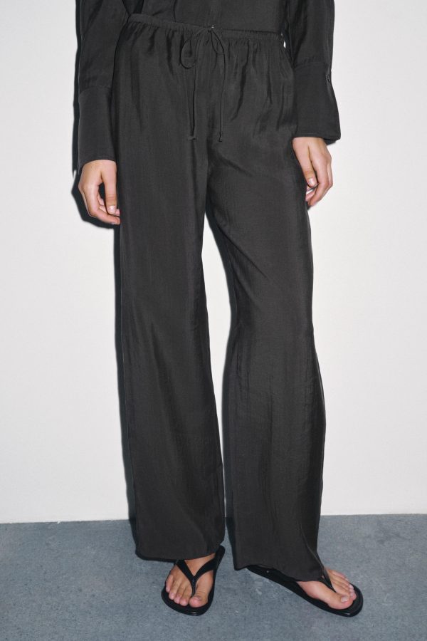 DÖKÜMLÜ ZW COLLECTION PANTOLON - از برند زارا