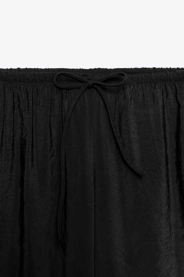 DÖKÜMLÜ PANTOLON - از برند زارا