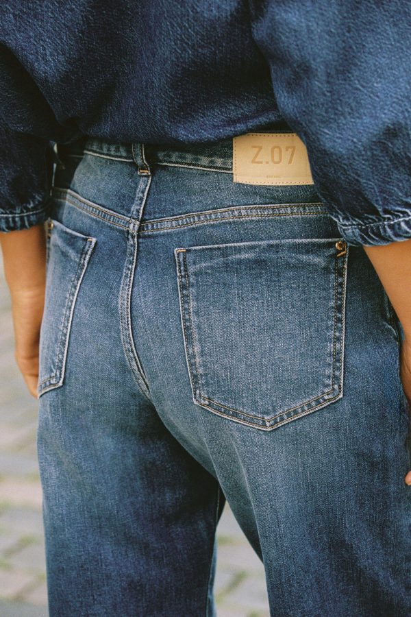 RELAXED FIT YÜKSEK BEL Z.07 KIVRIK PAÇA JEAN - از برند زارا