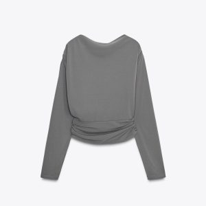 تپ زنانه با یقه گرد و زنجیر جواهر از برند زارا (زنانه)