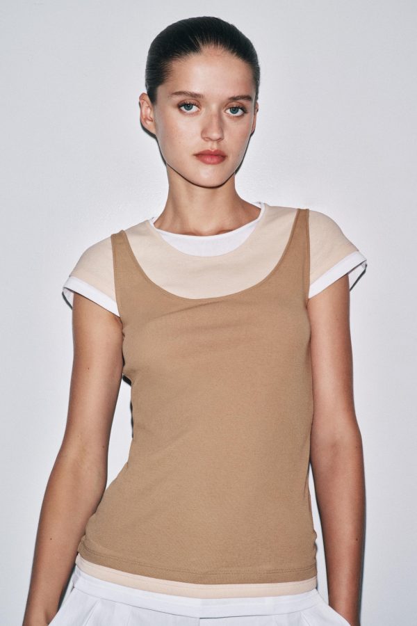 KONTRAST KATMANLI T-SHIRT - از برند زارا