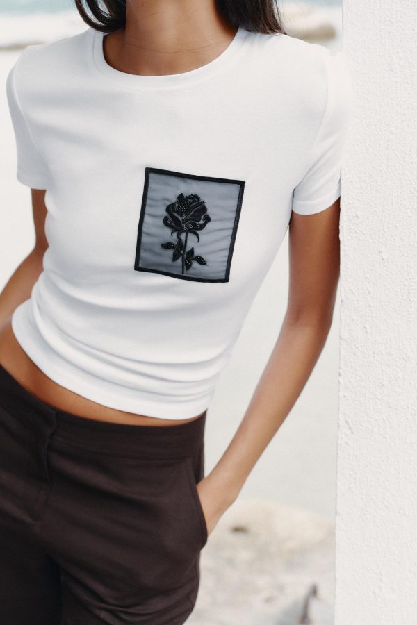 ÇİÇEK CEPLİ T-SHIRT - از برند زارا