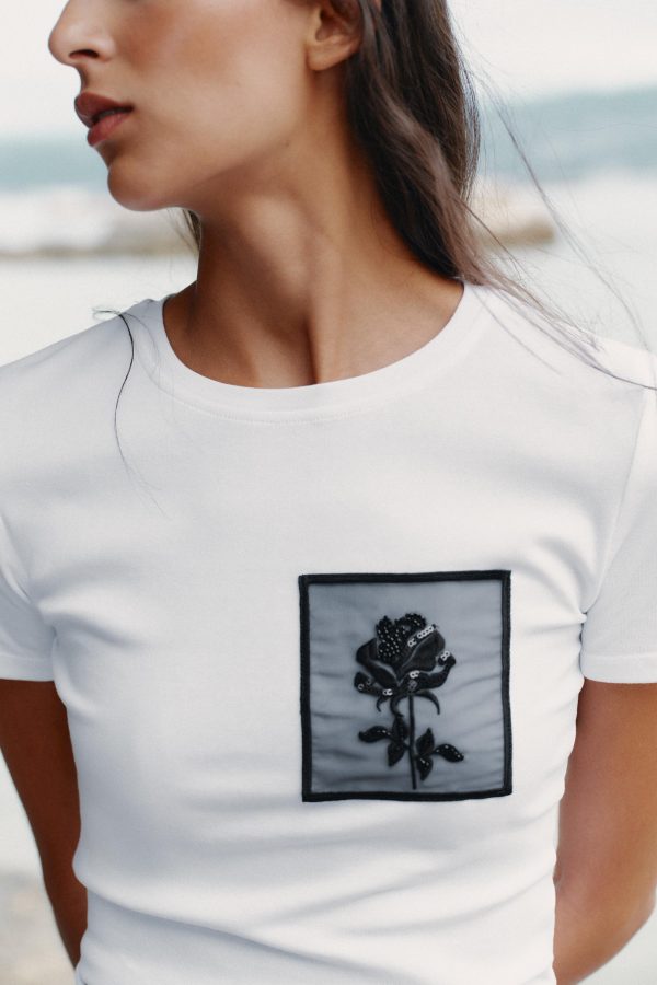 ÇİÇEK CEPLİ T-SHIRT - از برند زارا