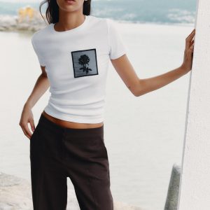 ÇİÇEK CEPLİ T-SHIRT - از برند زارا