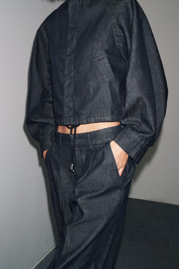 BOMBER DENIM ABULLONADA ZW COLLECTION - از برند زارا