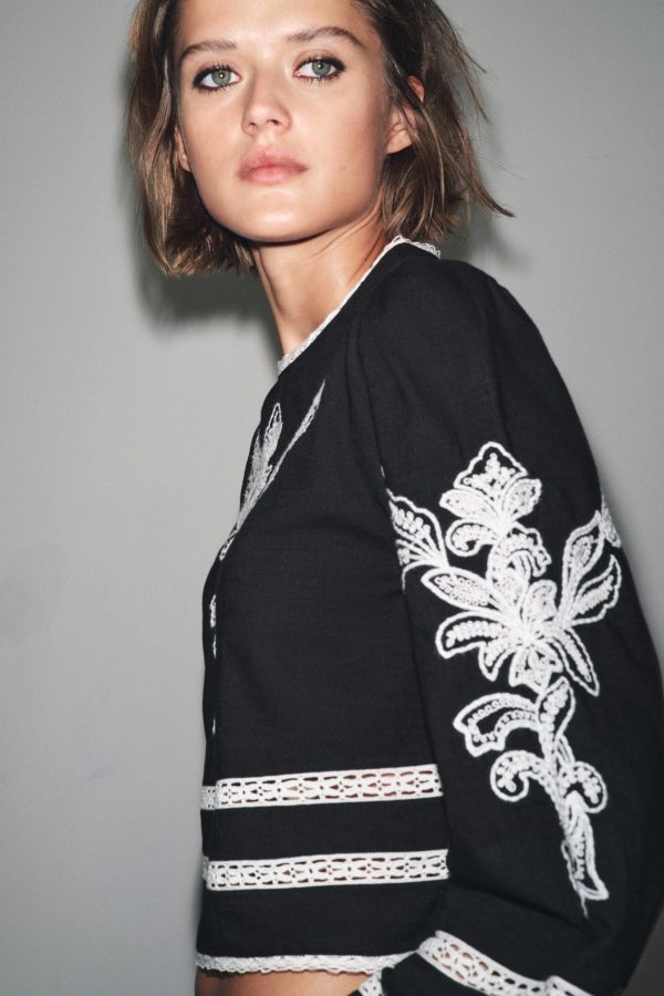 ZW COLLECTION NAKIŞLI BLUZ - از برند زارا