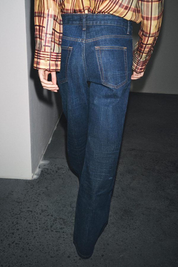 ZW KOLEKSİYONU BOOTCUT DÜŞÜK BEL JEAN - از برند زارا