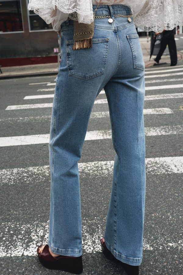 Z1975 YÜKSEK BEL BOOTCUT ZİNCİR KEMERLİ JEAN - از برند زارا