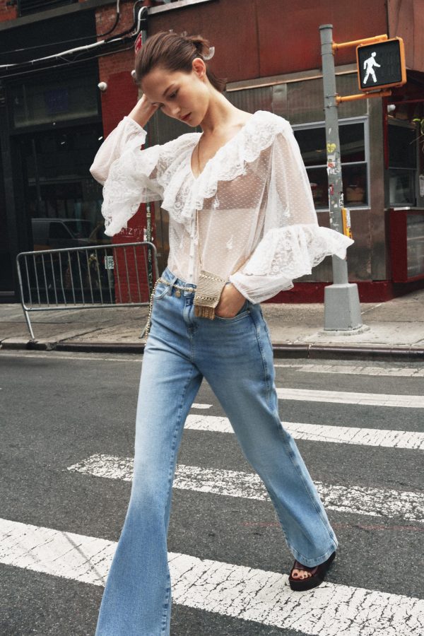 Z1975 YÜKSEK BEL BOOTCUT ZİNCİR KEMERLİ JEAN - از برند زارا