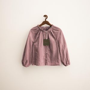 بلوز گشاد پنبه‌ای با دکمه‌های صدفی از برند زارا