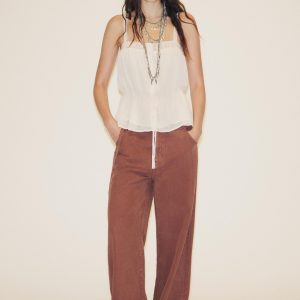 KEMERLİ DÖKÜMLÜ PANTOLON - از برند زارا