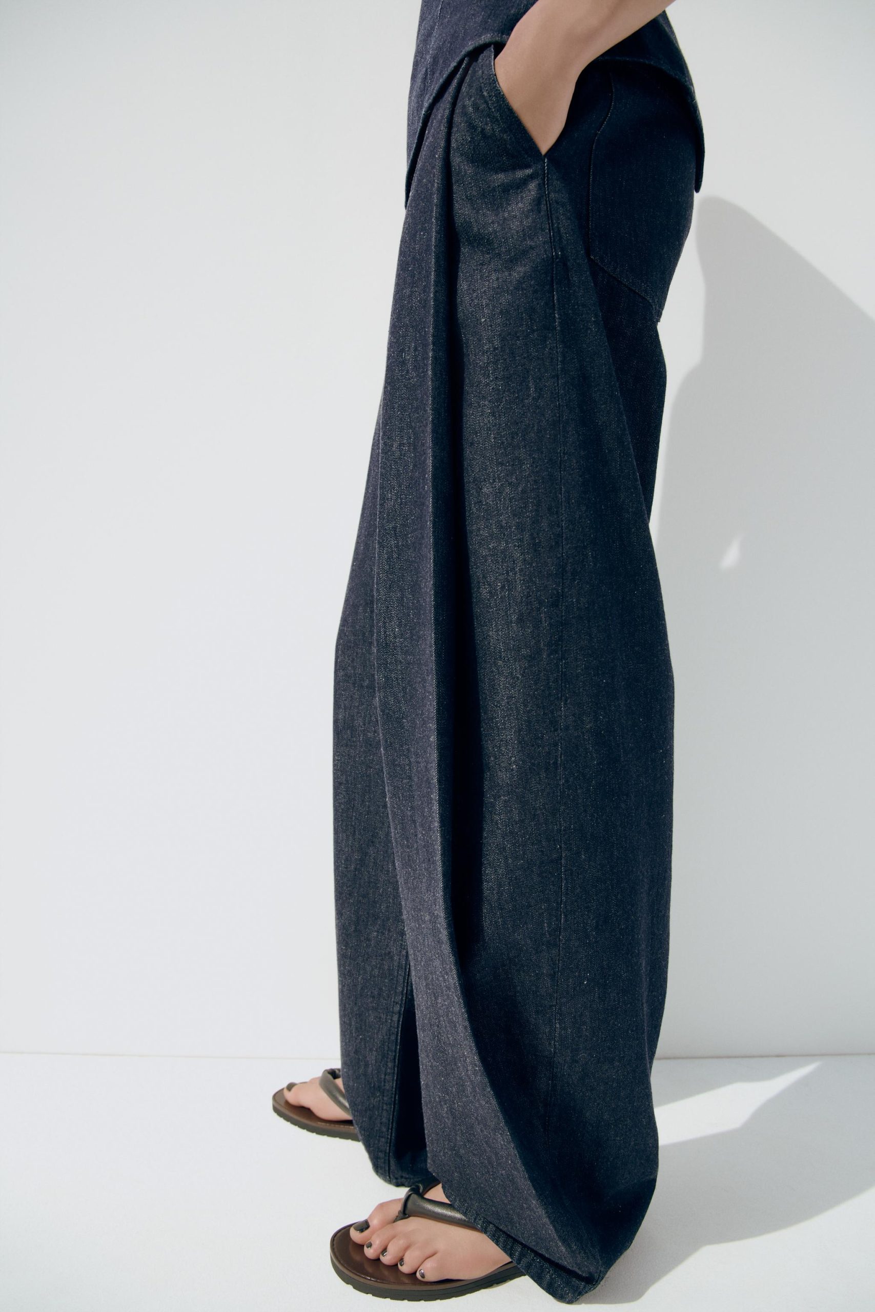 شلوار نیمهبلند با جیب و چیندار از برند زارا (زنانه)