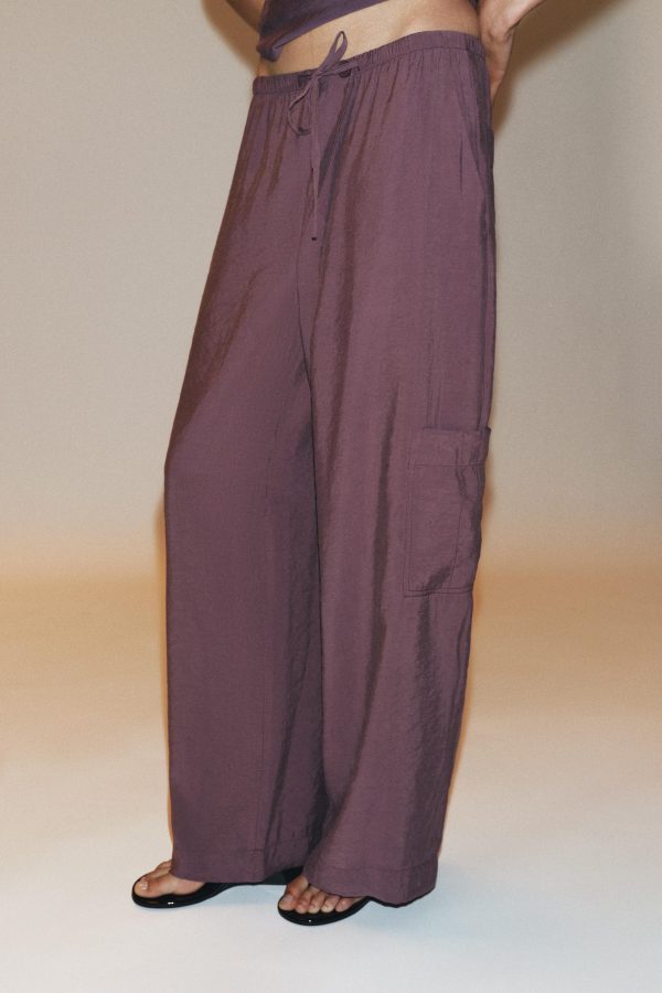 DÖKÜMLÜ KARGO PANTOLON - از برند زارا