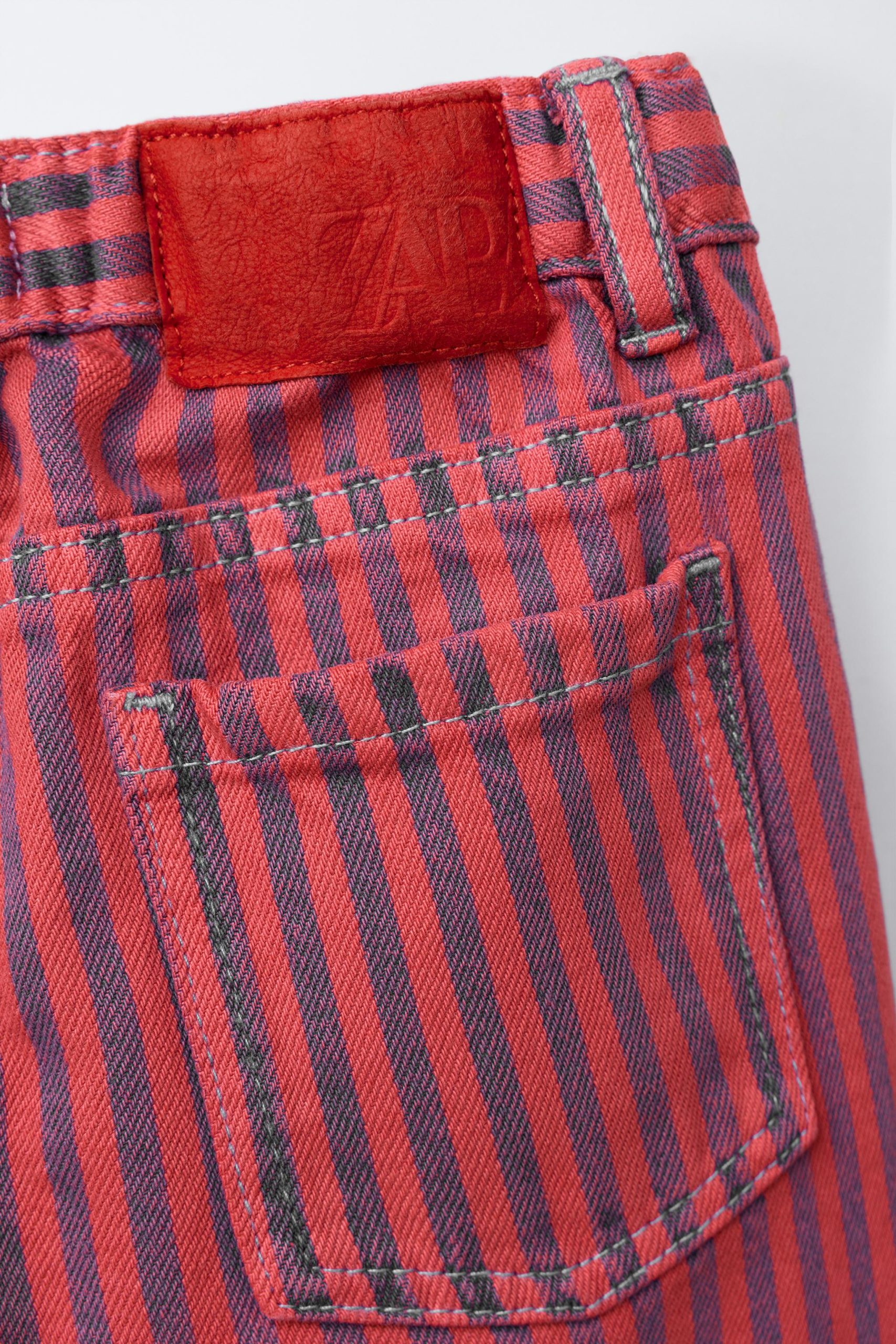 شلوار کلوته راهراه با کمر تنظیمی از برند زارا (بچه گانه)