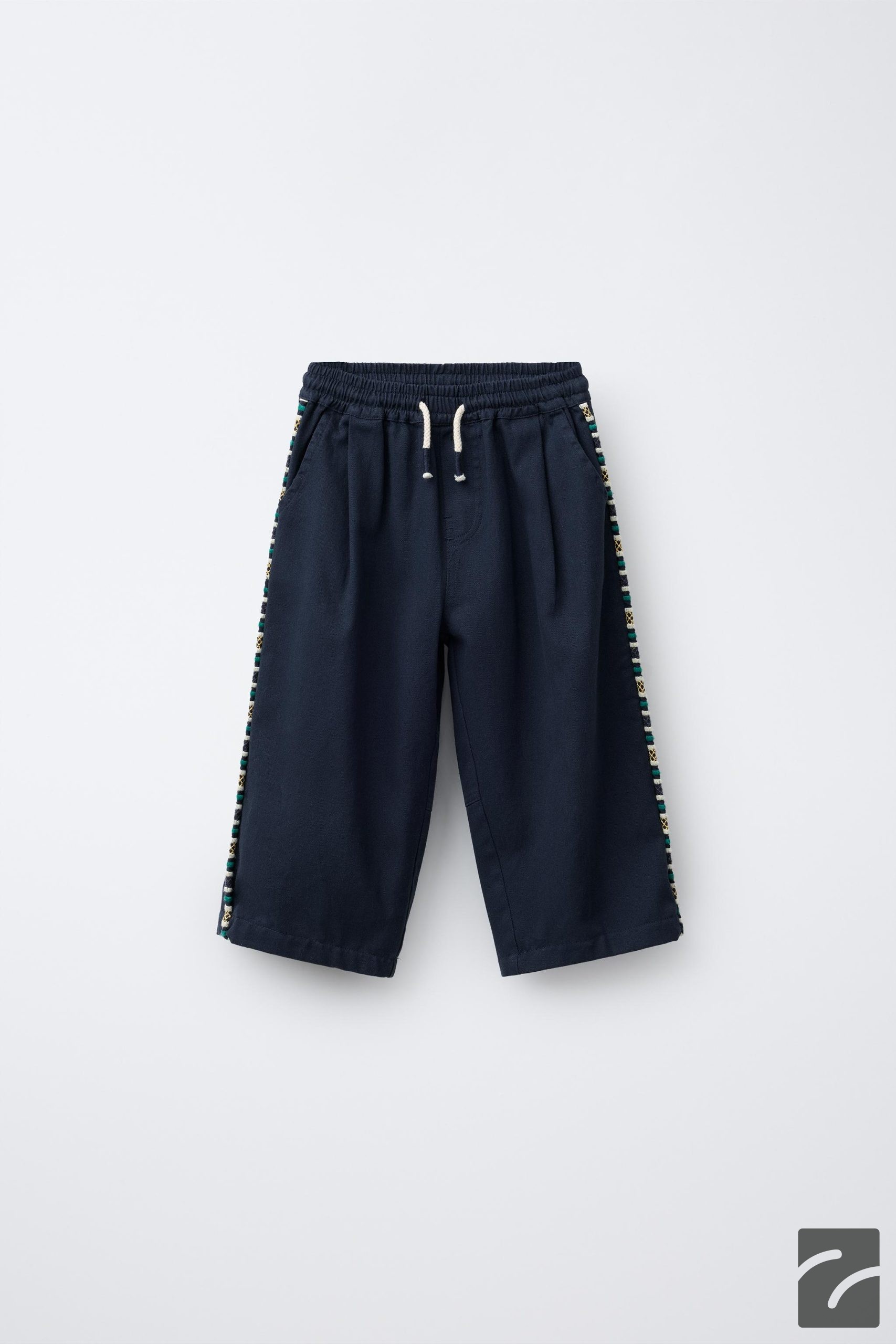 شلوار کمر الاستیک با جیب و دوخت زیبا از برند زارا