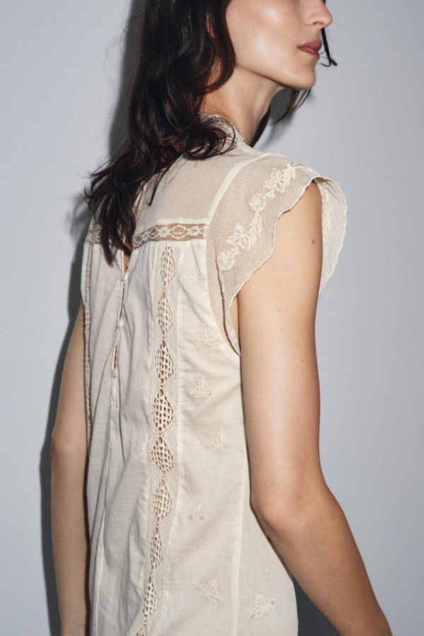 İŞLEMELİ PULLU LIMITED EDITION ELBİSE - از برند زارا