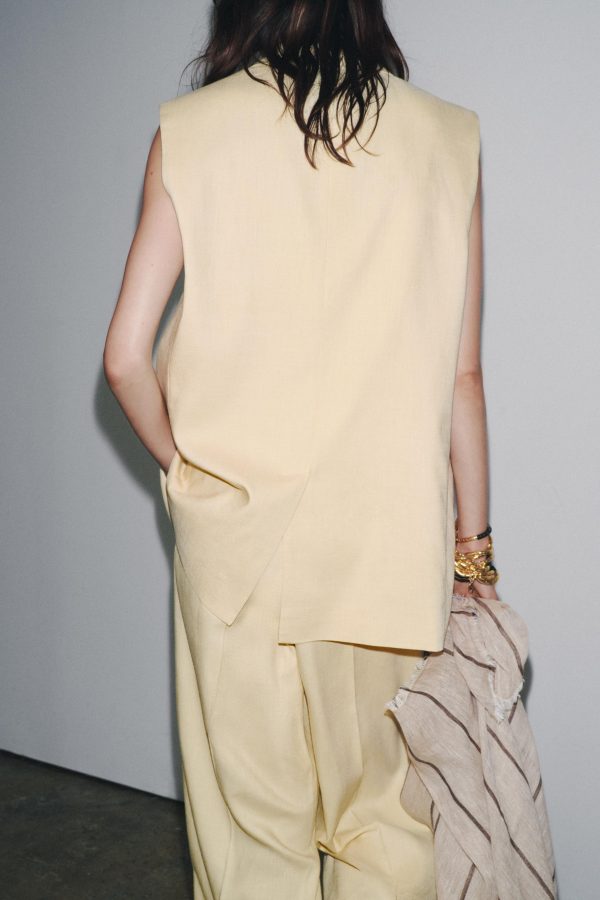 OVERSIZE KRUVAZE ZW COLLECTION YELEK - از برند زارا