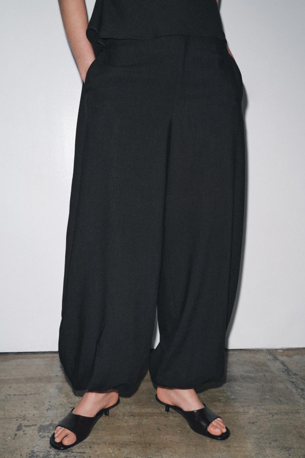 BÜZGÜÜ MANŞETLİ ZW COLLECTION PANTOLON - از برند زارا
