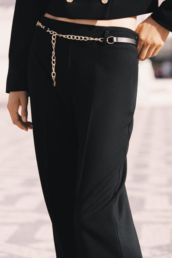 ZİNCİRLİ KEMERLİ CROP PANTOLON - از برند زارا