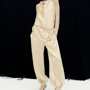 SATEN YÜZEYLİ LASTİKLİ PANTOLON ZW COLLECTION - از برند زارا