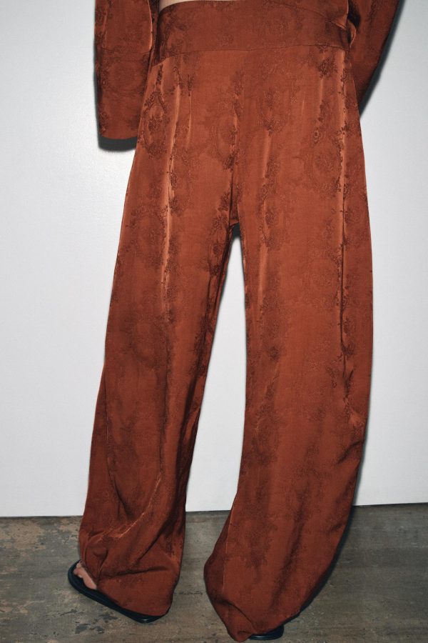 ZARA WOMAN KOLEKSİYONU JAKARLI PANTOLON - از برند زارا