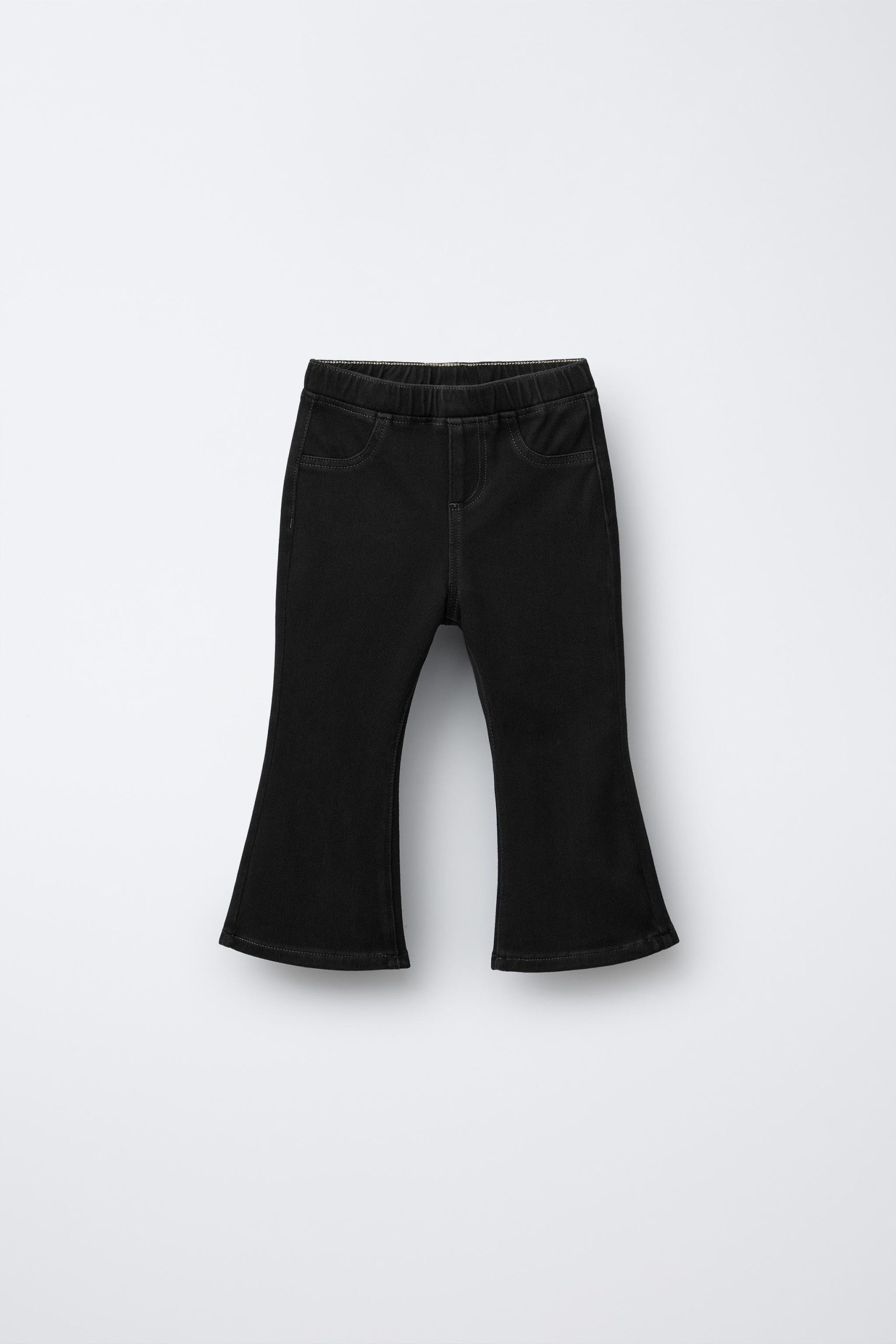 تایت چان پاچه با کمر کشی و جیب از برند زارا (بچه گانه)