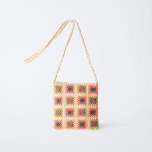 کیف دوشی بافتنی زیپ‌دار شیک از برند زارا (بچه گانه)