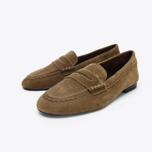 کفش مocasen سوئدی با دوخت زیبا از برند زارا (زنانه)