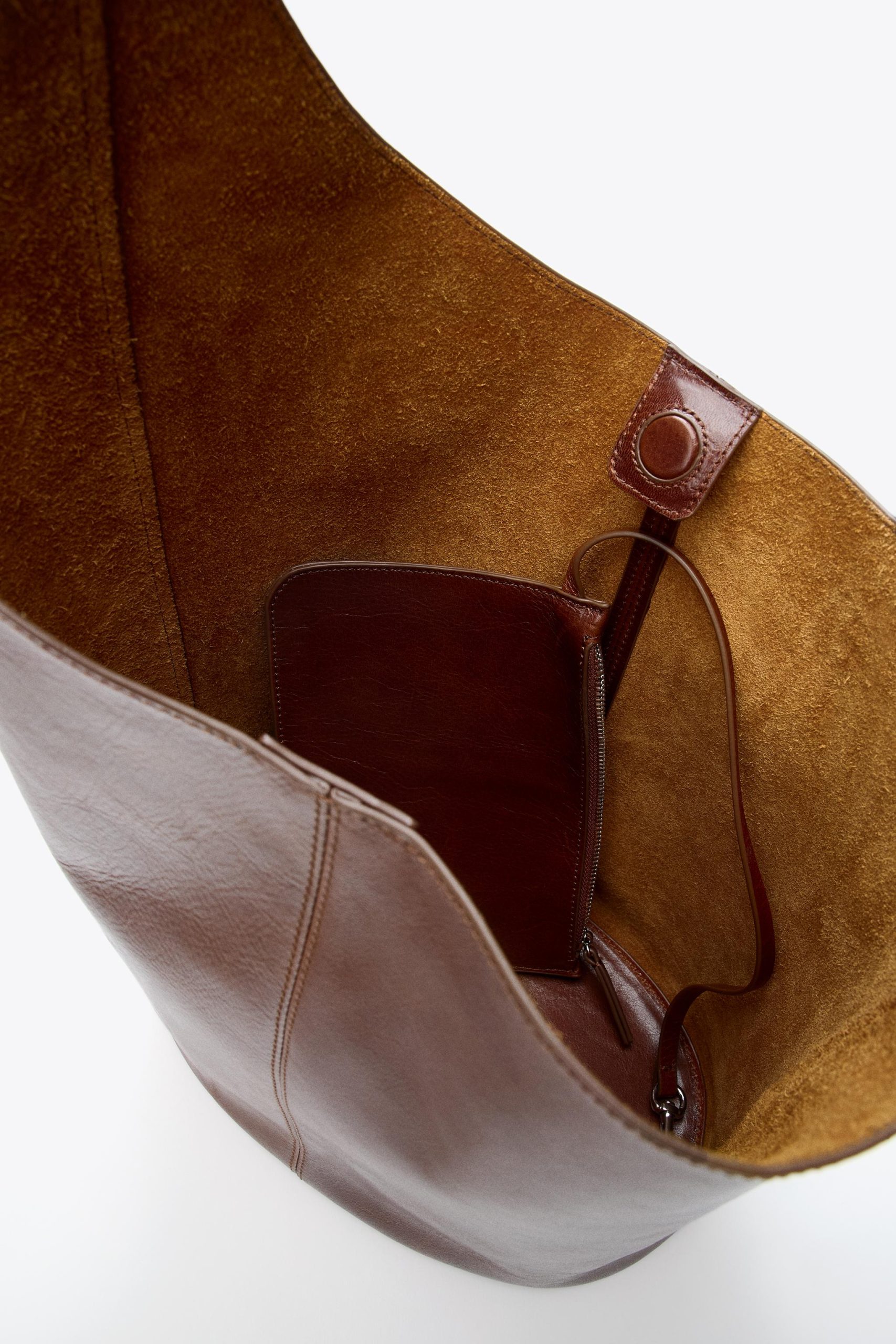 کیف کولهپشتی چرم نامتقارن با جیب از برند زارا (زنانه)