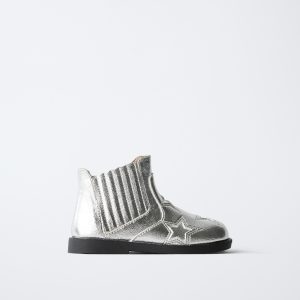 بوت زنانه با جزئیات ستاره‌ای و زیپ از برند زارا (بچه گانه)