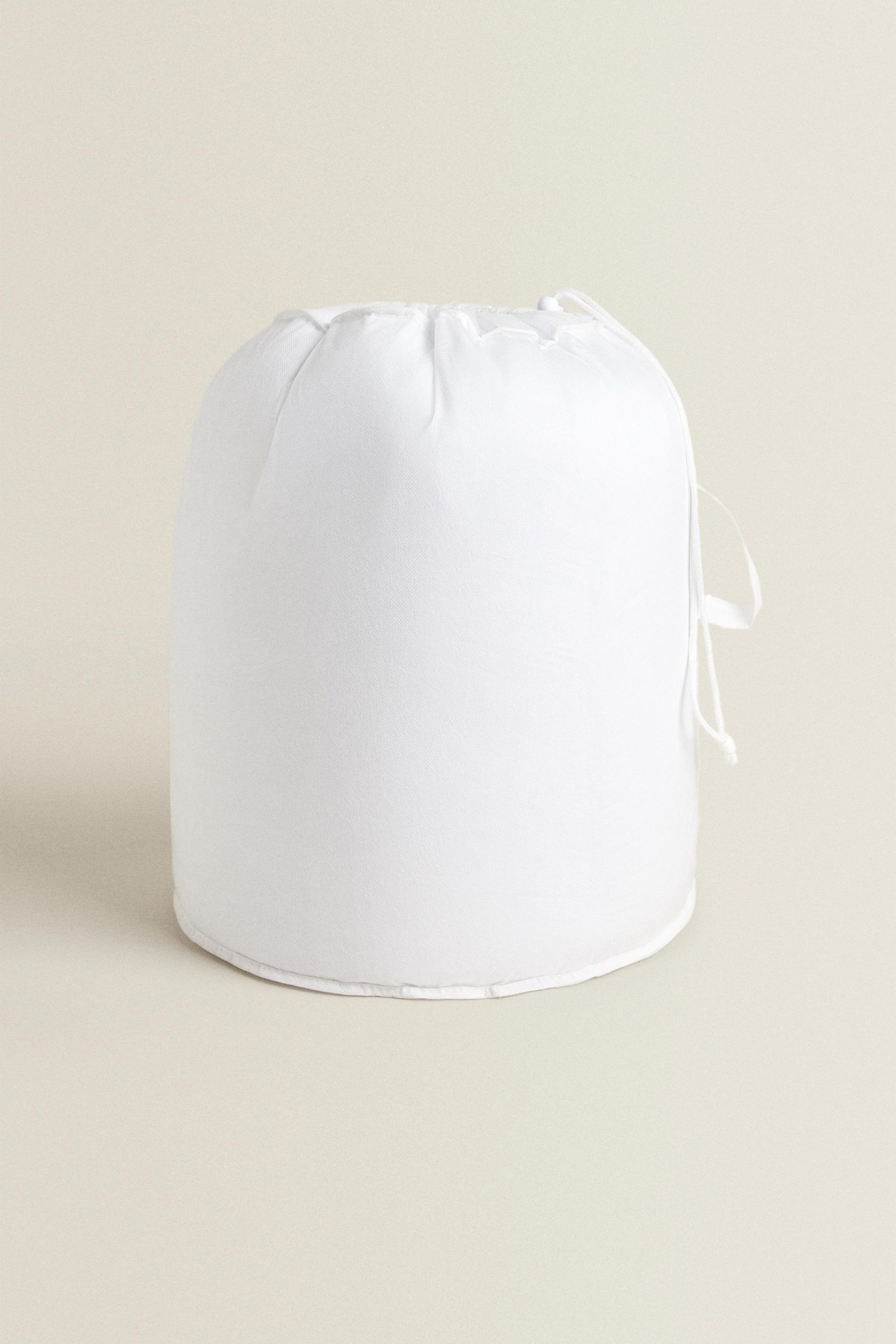 پتو میکروفیبر نرم با دمای متوسط از برند زارا