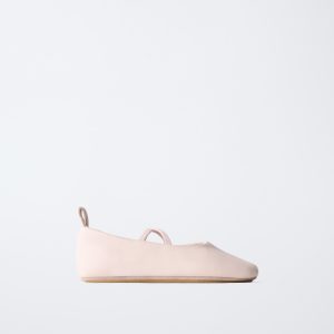 کفش باله‌ای چرم با زیره لاستیکی از برند زارا (بچه گانه)