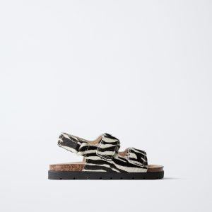 سندل بنددار چرمی با زیره لاستیکی از برند زارا