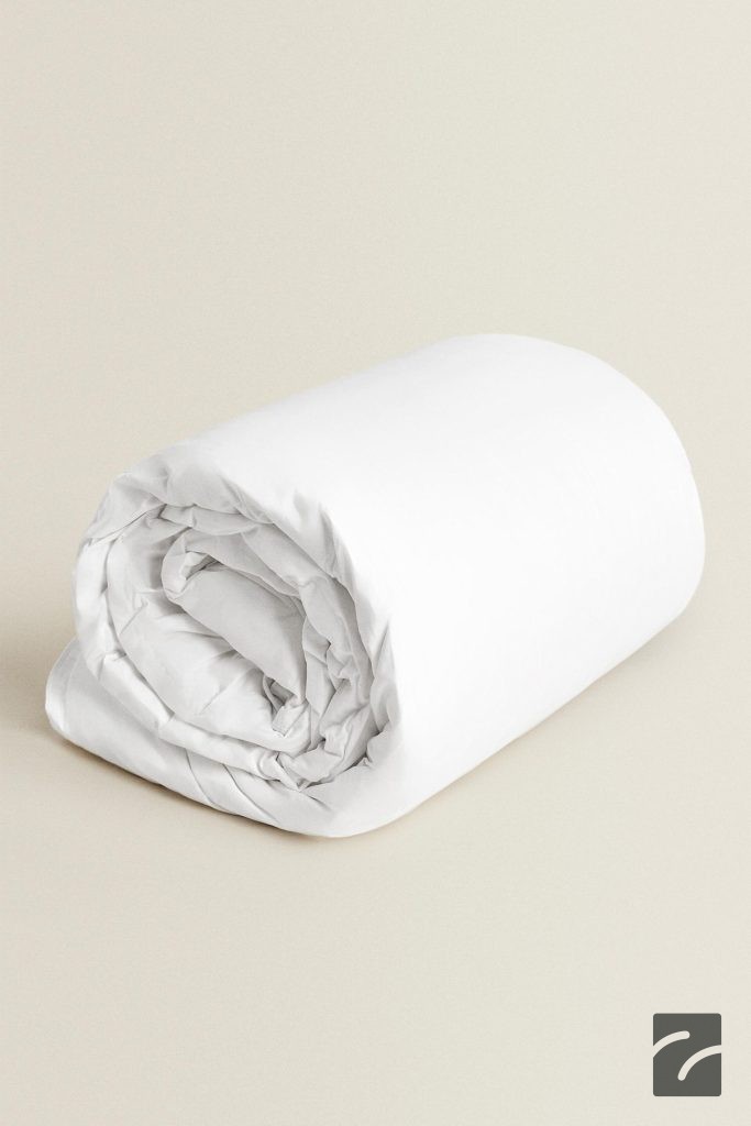 روفرشی پنبهای با پر گوسفند ۹۰٪ از برند زارا