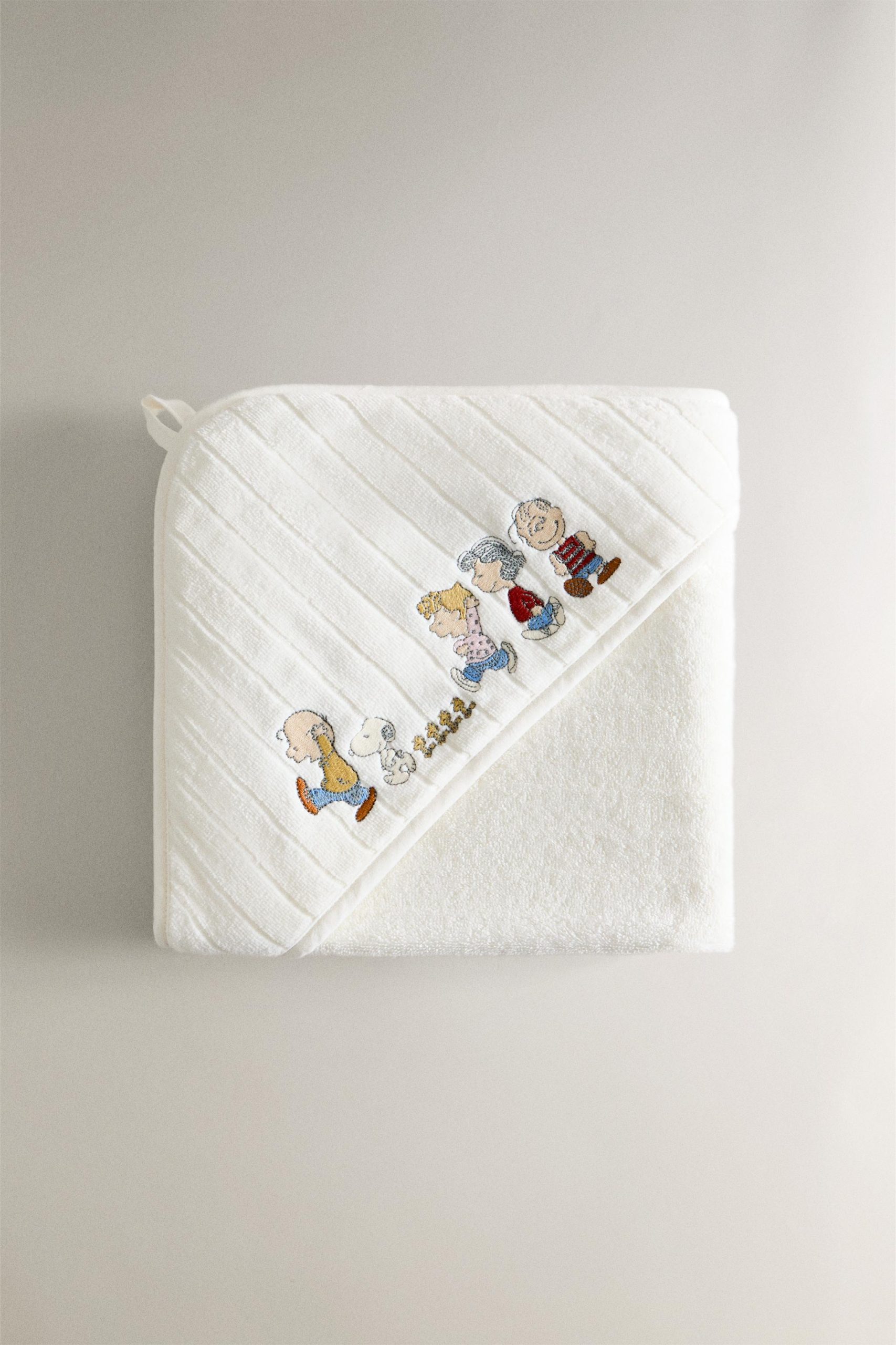 حوله کودک طرح شخصیتهای پیناتس از برند زارا