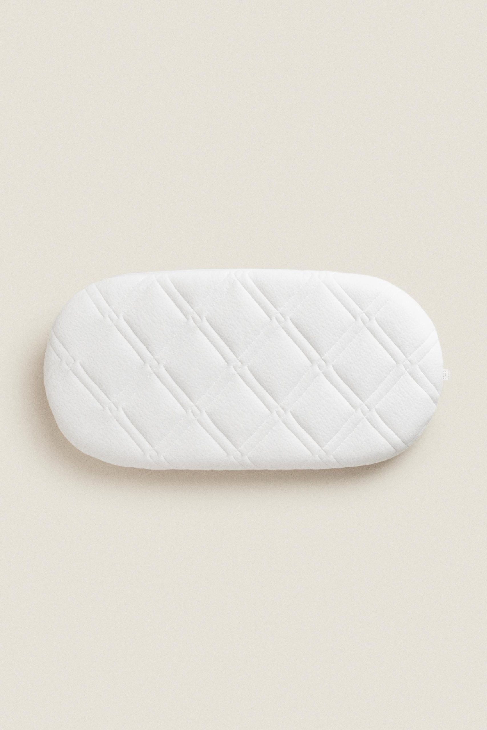 تشک گرد مینی بیسک با کاور جداشونده از برند زارا