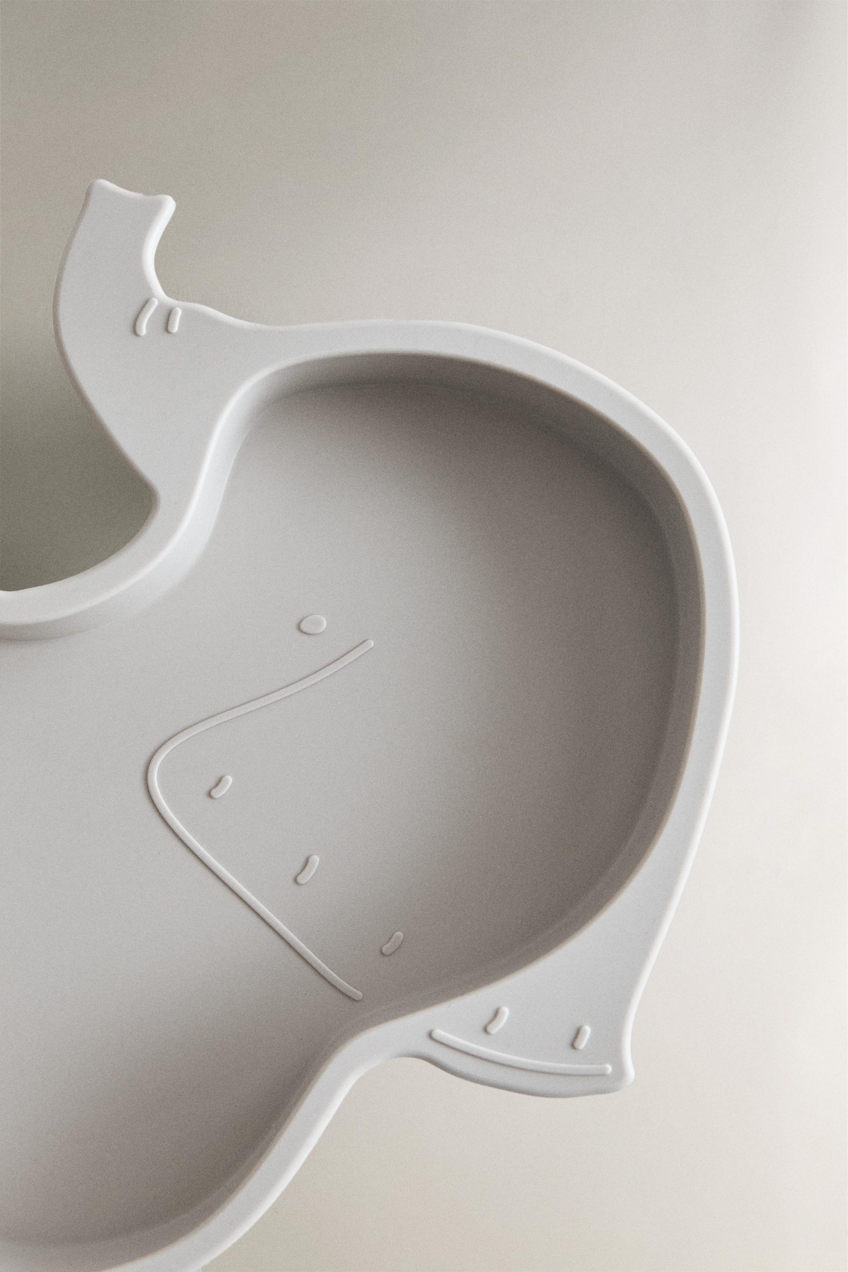 تختهساز سیلیکونی کودکانه با طراحی جذ از برند زارا